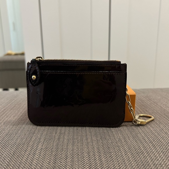 Louis Vuitton Amarante Vernis Coin Key Cles - Picture 12 of 16